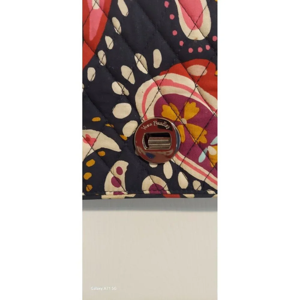 Vera‎ Bradley Quilted Pink And Navy Blue Bag Java Floral Paisley Shoulder Purse